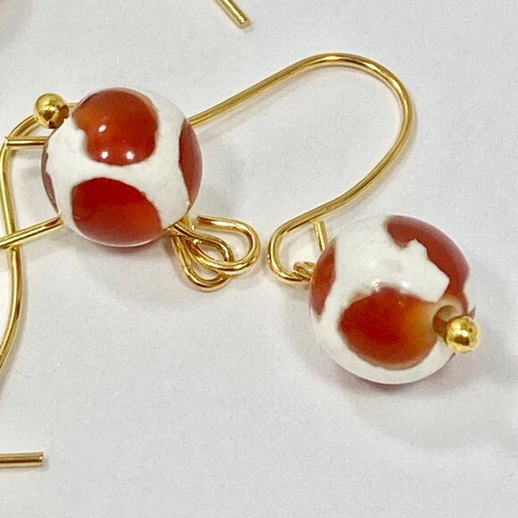 Murano Style Art Glass Bead Earrings Brown White Gold Plated Zebra Cow Pattern - Picture 5 of 7